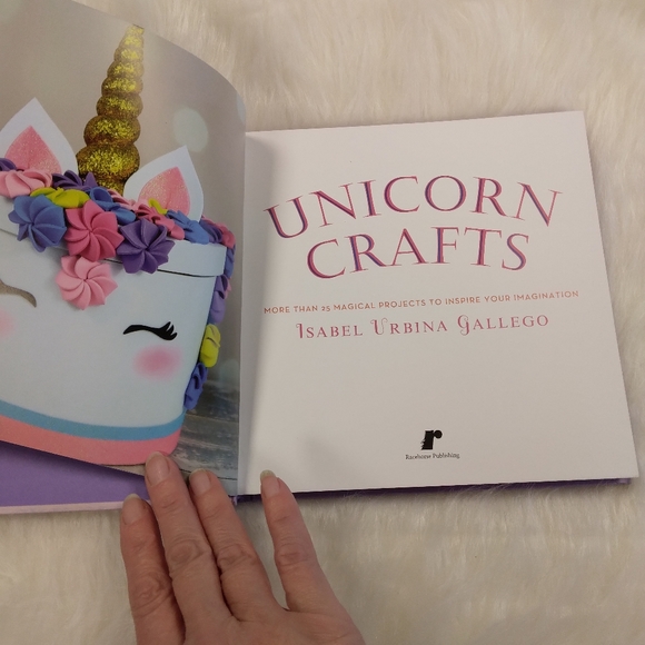 BOOK Unicorn Crafts by Isabel Urbina Gallego - Picture 2 of 10